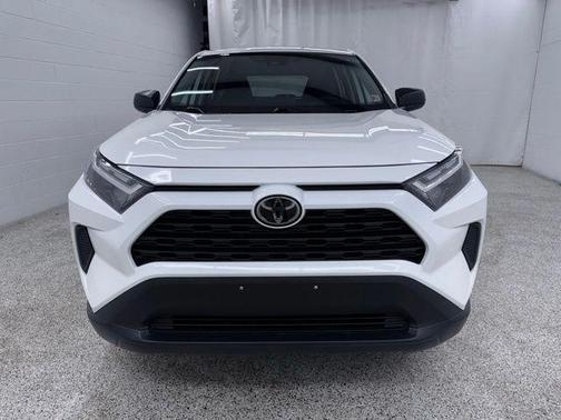 Ice 2024 Toyota RAV4 LE