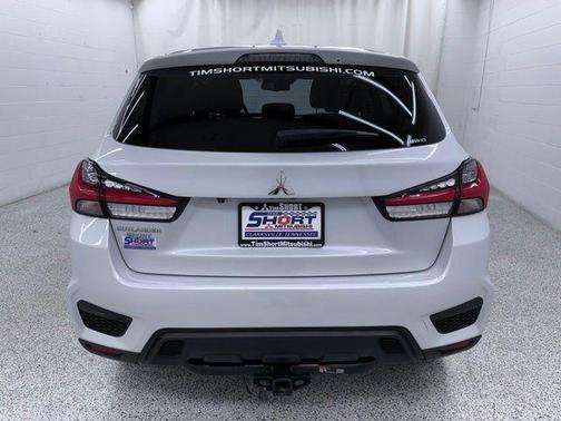 White Diamond 2024 Mitsubishi Outlander Sport 2.0 ES