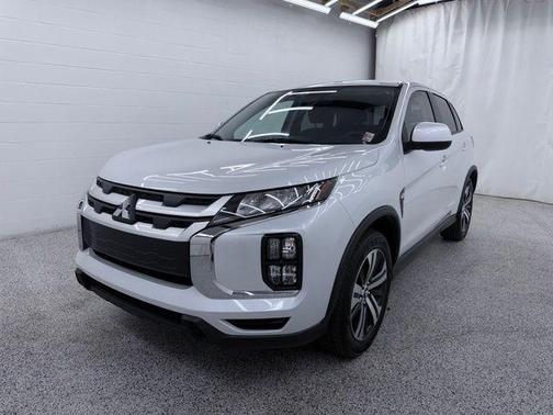 White Diamond 2024 Mitsubishi Outlander Sport 2.0 ES