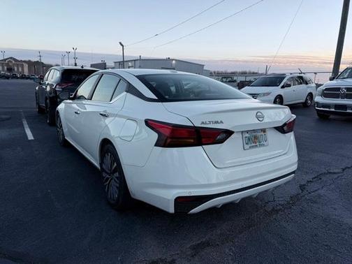 2025 Nissan Altima SV