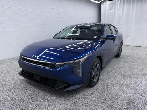 Deep Sea Blue 2025 Kia K4