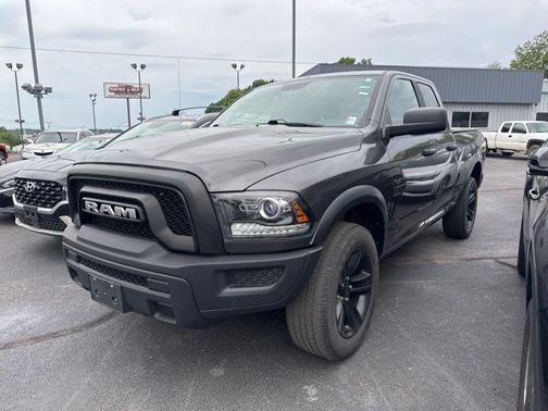Granite Crystal Clearcoat Metallic 2022 RAM 1500 Classic SLT