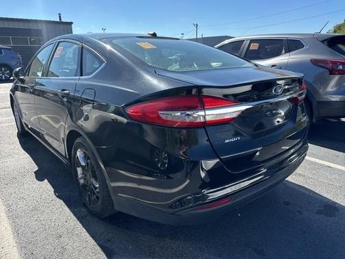 2018 Ford Fusion Hybrid SE