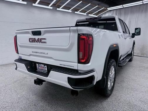 2023 GMC Sierra 2500 Denali