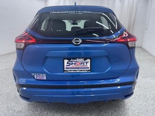 2021 Nissan Kicks S