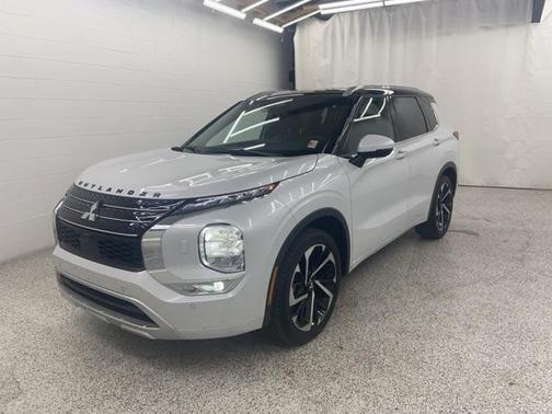 2024 Mitsubishi Outlander SEL Black Edition