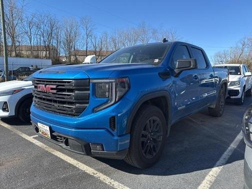 2023 GMC Sierra 1500 Elevation