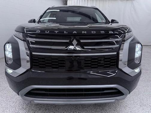 2025 Mitsubishi Outlander SEL