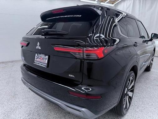 2025 Mitsubishi Outlander SEL