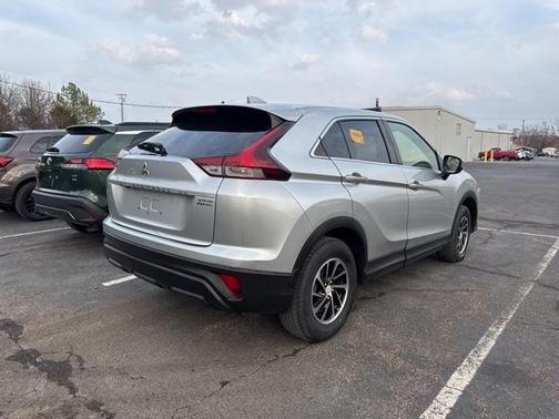 2022 Mitsubishi Eclipse Cross ES