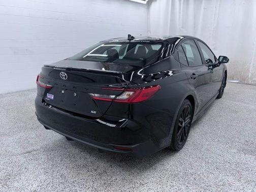 Midnight Black Metallic 2025 Toyota Camry SE