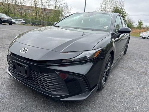 Midnight Black Metallic 2025 Toyota Camry SE