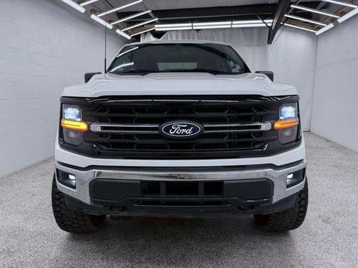 Oxford White 2025 Ford F-150 XLT