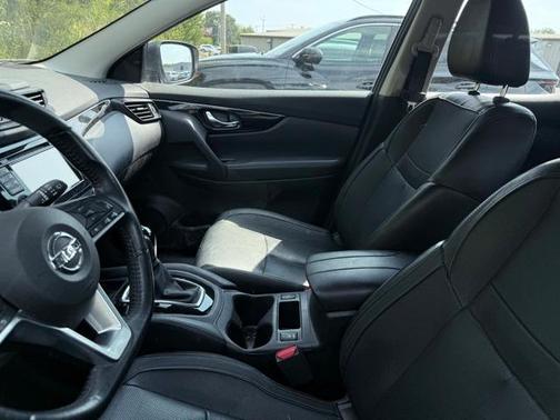 2018 Nissan Rogue Sport SL