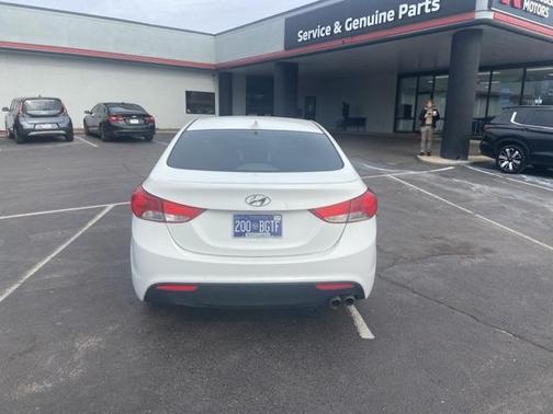 2013 Hyundai ELANTRA GS