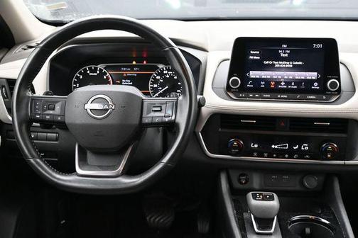 Super Black 2025 Nissan Rogue SV