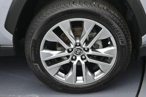 Silver Sky Metallic 2022 Toyota RAV4 XLE Premium