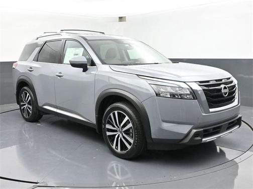 2025 Nissan Pathfinder Platinum FWD