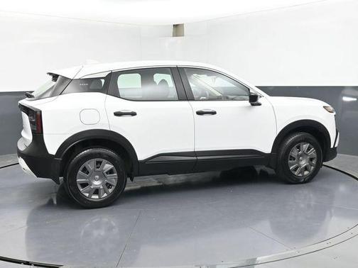 Fresh Powder 2025 Nissan Kicks S