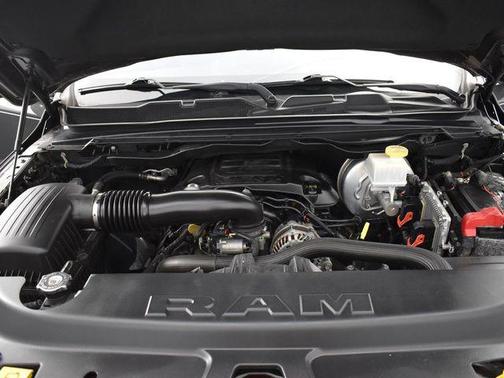 Granite Crystal Metallic Clearcoat 2019 RAM 1500 Laramie