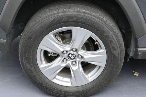 Magnetic Gray Metallic 2022 Toyota RAV4 Hybrid XLE