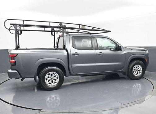 Gun Metallic 2024 Nissan Frontier SV