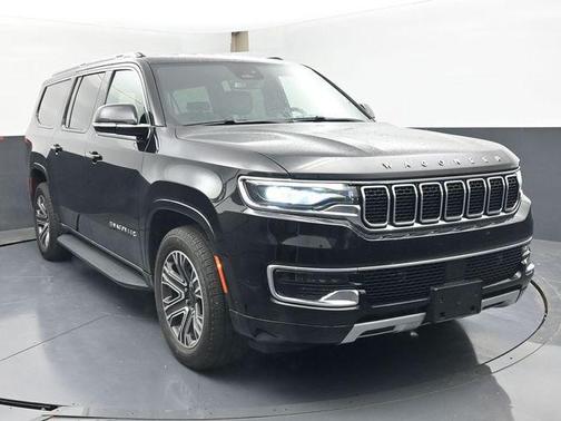 Diamond Black Crystal Pearlcoat 2024 Jeep Wagoneer L Series II 4x4