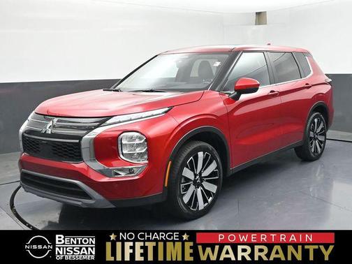 Red Diamond 2025 Mitsubishi Outlander SE 2.5 2WD