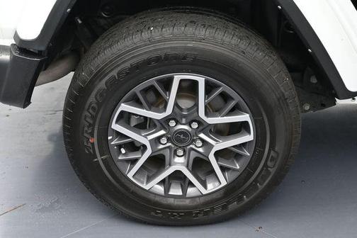 Bright White Clearcoat 2025 Jeep Wrangler 4-Door Sahara 4x4