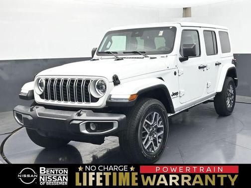 Bright White Clearcoat 2025 Jeep Wrangler 4-Door Sahara 4x4