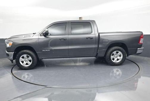 Granite Crystal Metallic Clearcoat 2024 RAM 1500 Big Horn/Lone Star