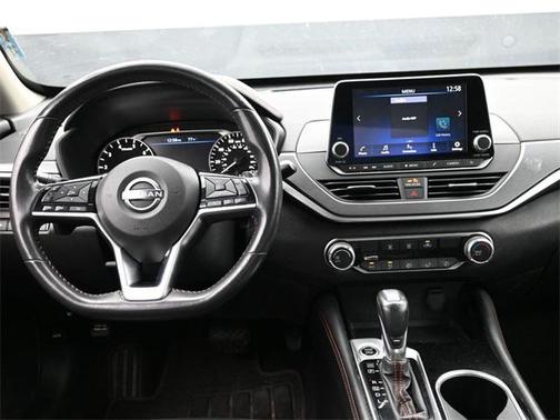 2023 Nissan Altima SR FWD
