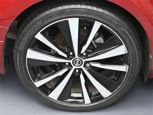 2022 Nissan Altima SR FWD