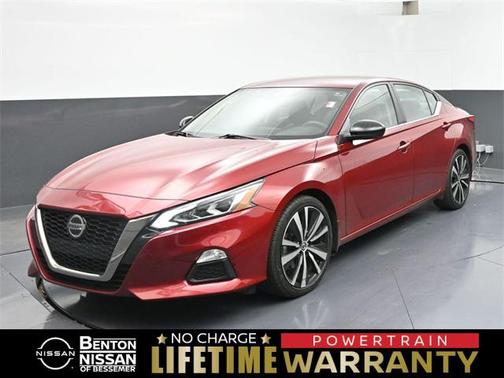 2022 Nissan Altima SR FWD