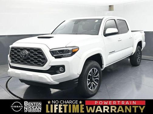 White 2022 Toyota Tacoma TRD Sport