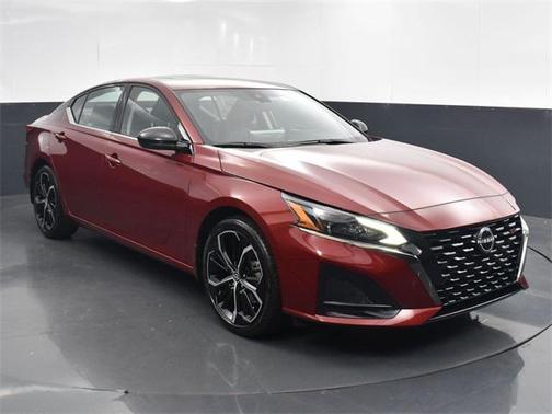 2024 Nissan Altima SR FWD