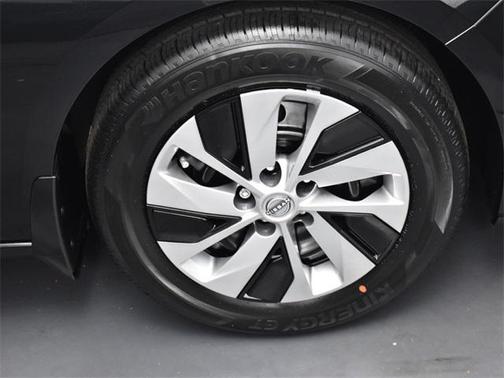 2025 Nissan Altima S FWD