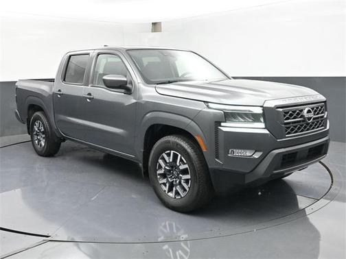 2024 Nissan Frontier SL