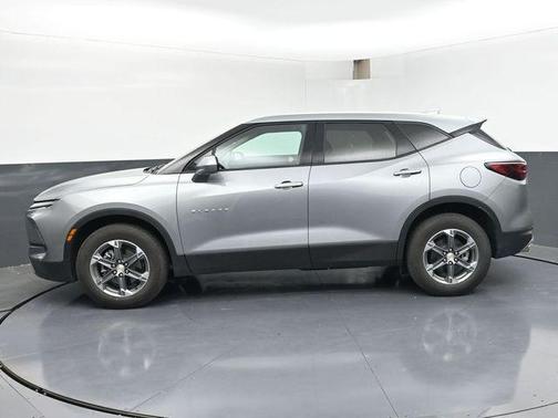 Sterling Gray Metallic 2025 Chevrolet Blazer 2LT