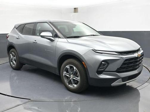 Sterling Gray Metallic 2025 Chevrolet Blazer 2LT