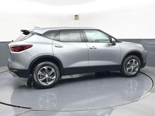 Sterling Gray Metallic 2025 Chevrolet Blazer 2LT