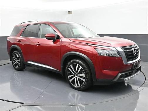 2025 Nissan Pathfinder Platinum FWD