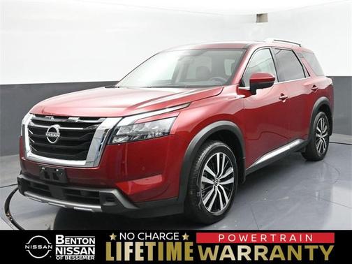 2025 Nissan Pathfinder Platinum FWD