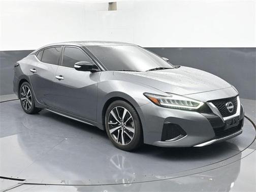 2023 Nissan Maxima SV