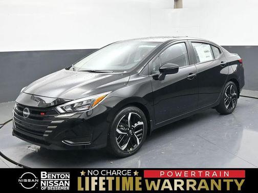 Super Black 2025 Nissan Versa 1.6 S