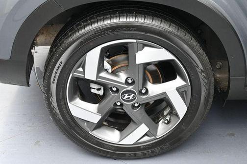 Ecotronic Gray 2025 Hyundai VENUE SEL