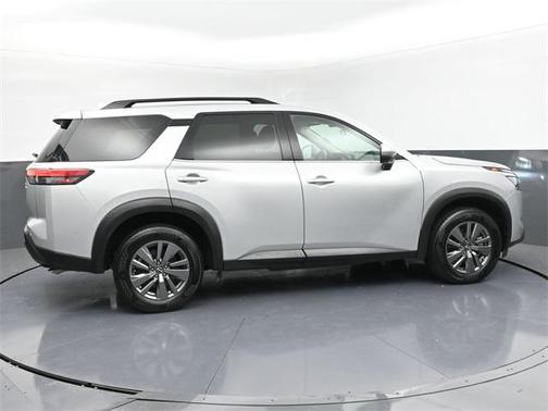 2025 Nissan Pathfinder SV FWD