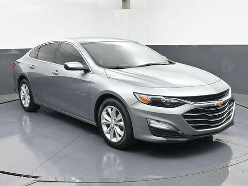 Sterling Gray Metallic 2024 Chevrolet Malibu FWD 1LT