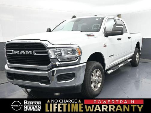 Bright White Clearcoat 2023 RAM 2500 Big Horn Crew Cab 4x4 6'4' Box