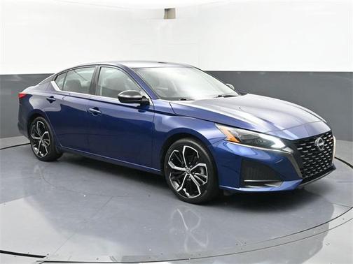 2024 Nissan Altima SR FWD